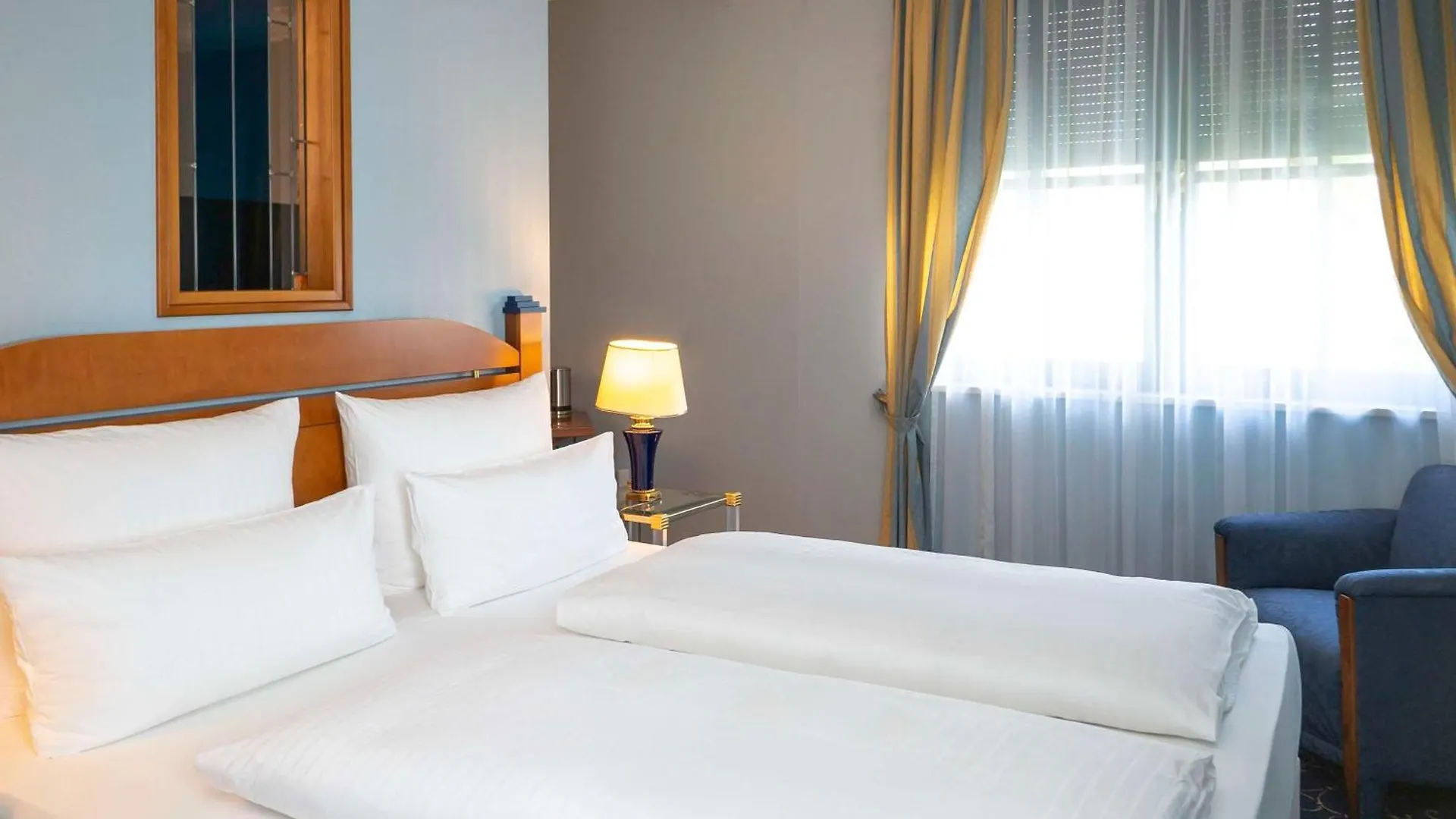 Atomis Hotel Munich Airport By Mercure Oberding Germany